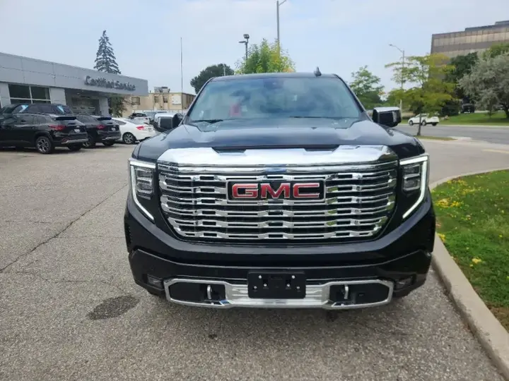 GMC Sierra 1500 2026 photo 2