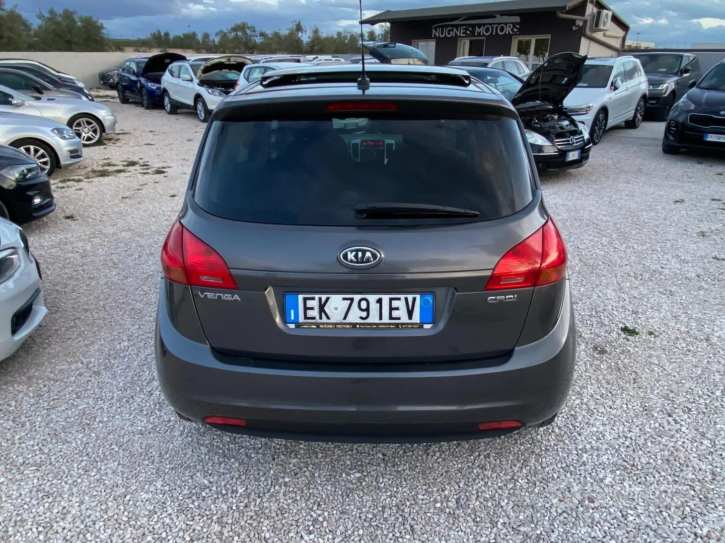 Kia Venga 2011 photo 4