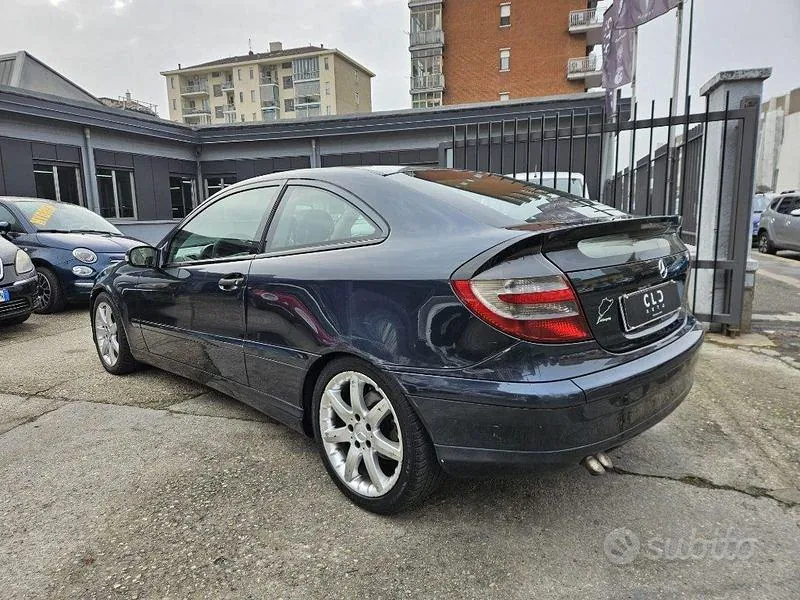 Mercedes-Benz C-Class 2003 photo 5