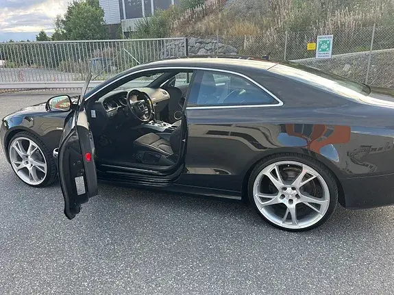 Audi A5 2009 photo 5