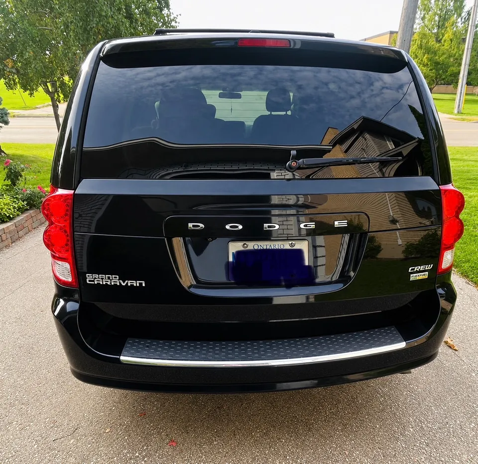 Dodge Grand Caravan 2017 photo 3