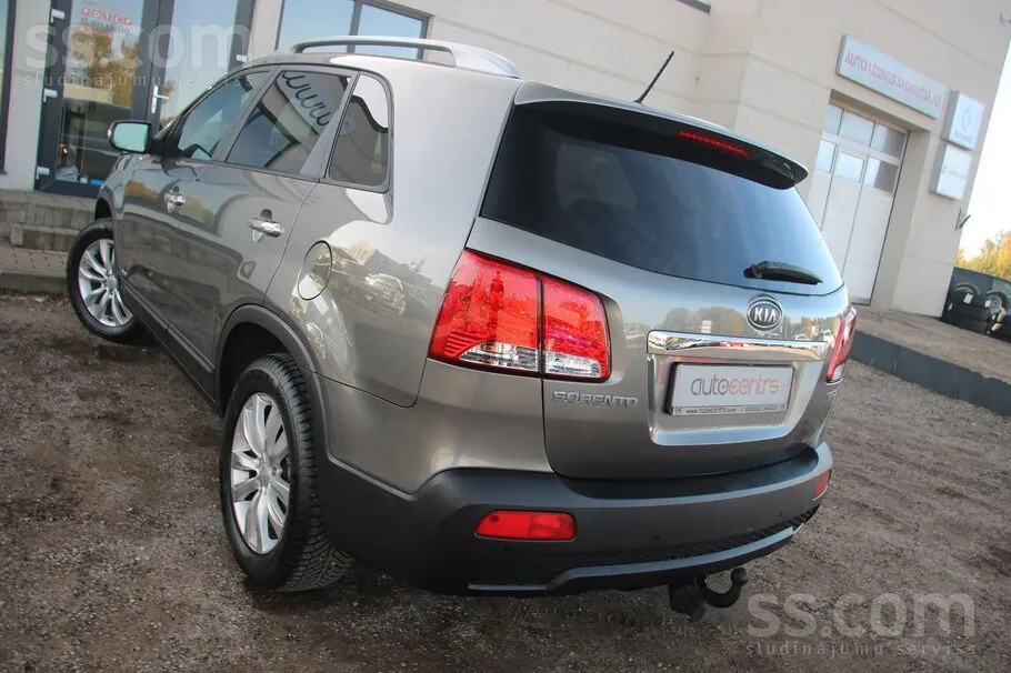 Kia Sorento 2010 photo 4