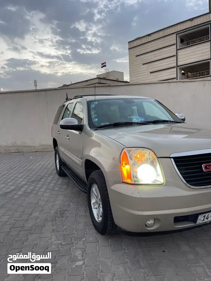 GMC Yukon 2007 photo 2