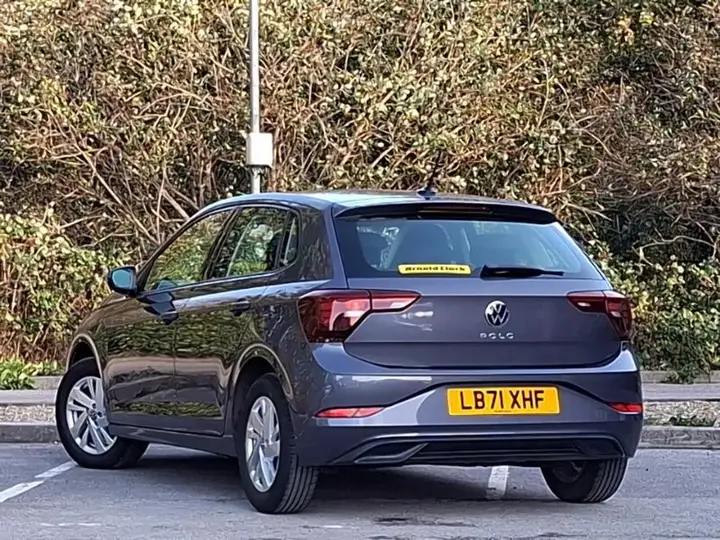 Volkswagen Polo 2022 photo 2