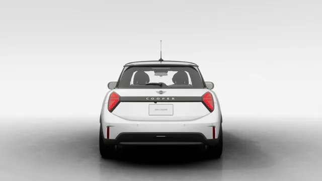 Mini 3 Door Cooper C 2027 photo 5