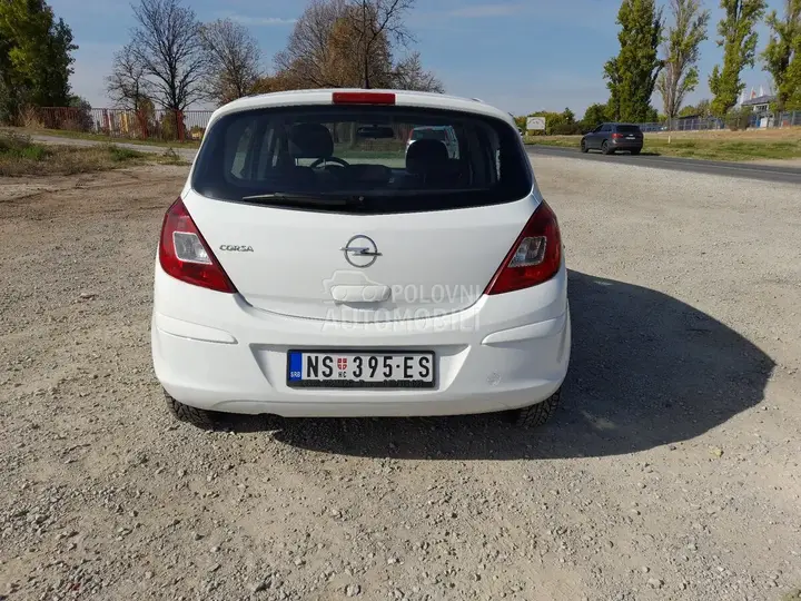 Opel Corsa D 2010 photo 4