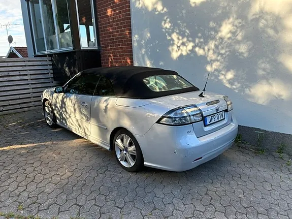 Saab 9-3 2009 photo 2