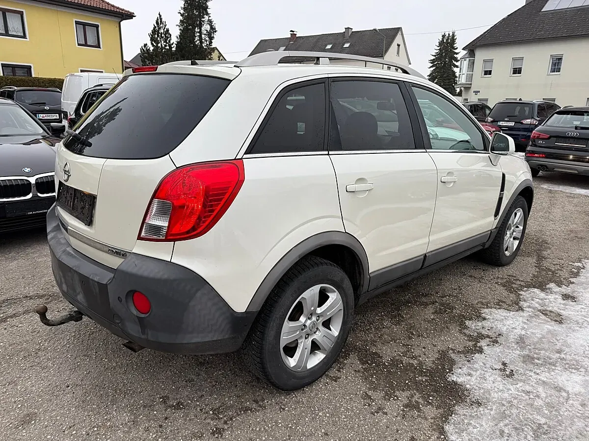 Opel Antara 2012 photo 3