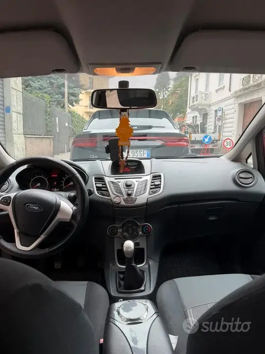 Ford Fiesta 2009 photo 4