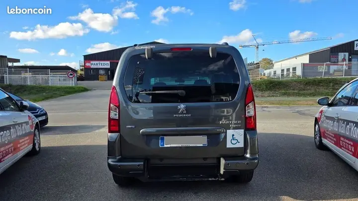 Peugeot Partner Tepee 2016 photo 4