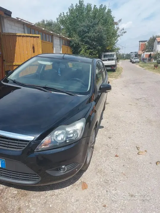 Ford Focus 2010 photo 5