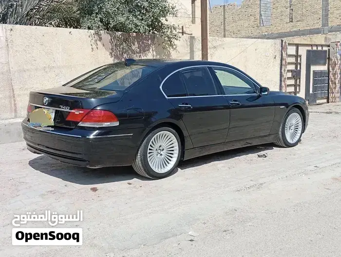 BMW 7 Series 2007 photo 2