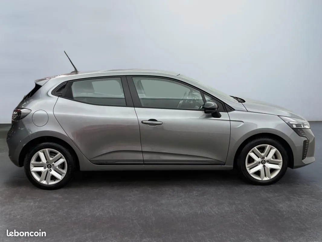 Renault Clio 2025 photo 5
