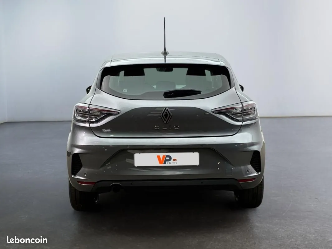 Renault Clio 2025 photo 3