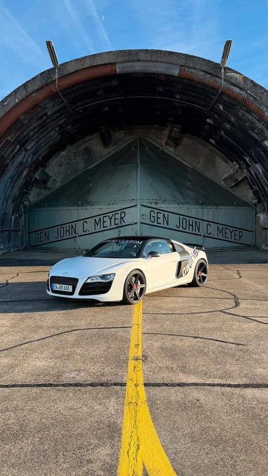 Audi R8