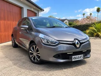 Renault Clio 2014 photo 2