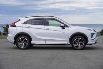 Mitsubishi Eclipse Cross 2023 photo 3