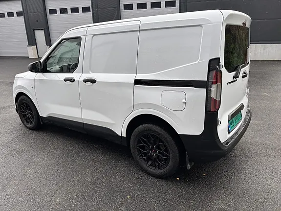 Ford Transit Courier 2026 photo 5