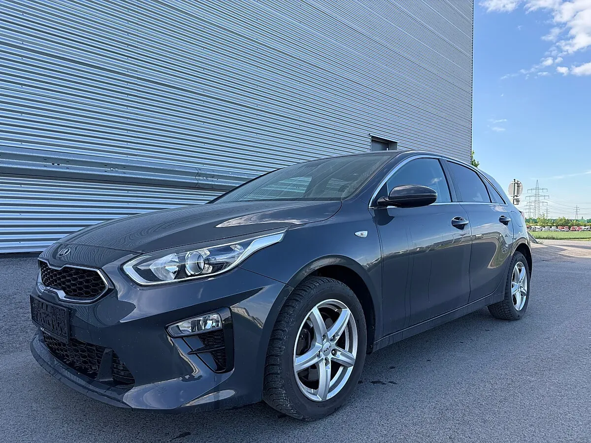 Kia Ceed 2022 photo 2