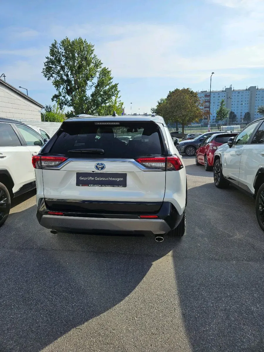 Toyota Rav4 2020 photo 2