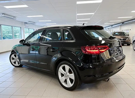 Audi A3 2015 photo 5