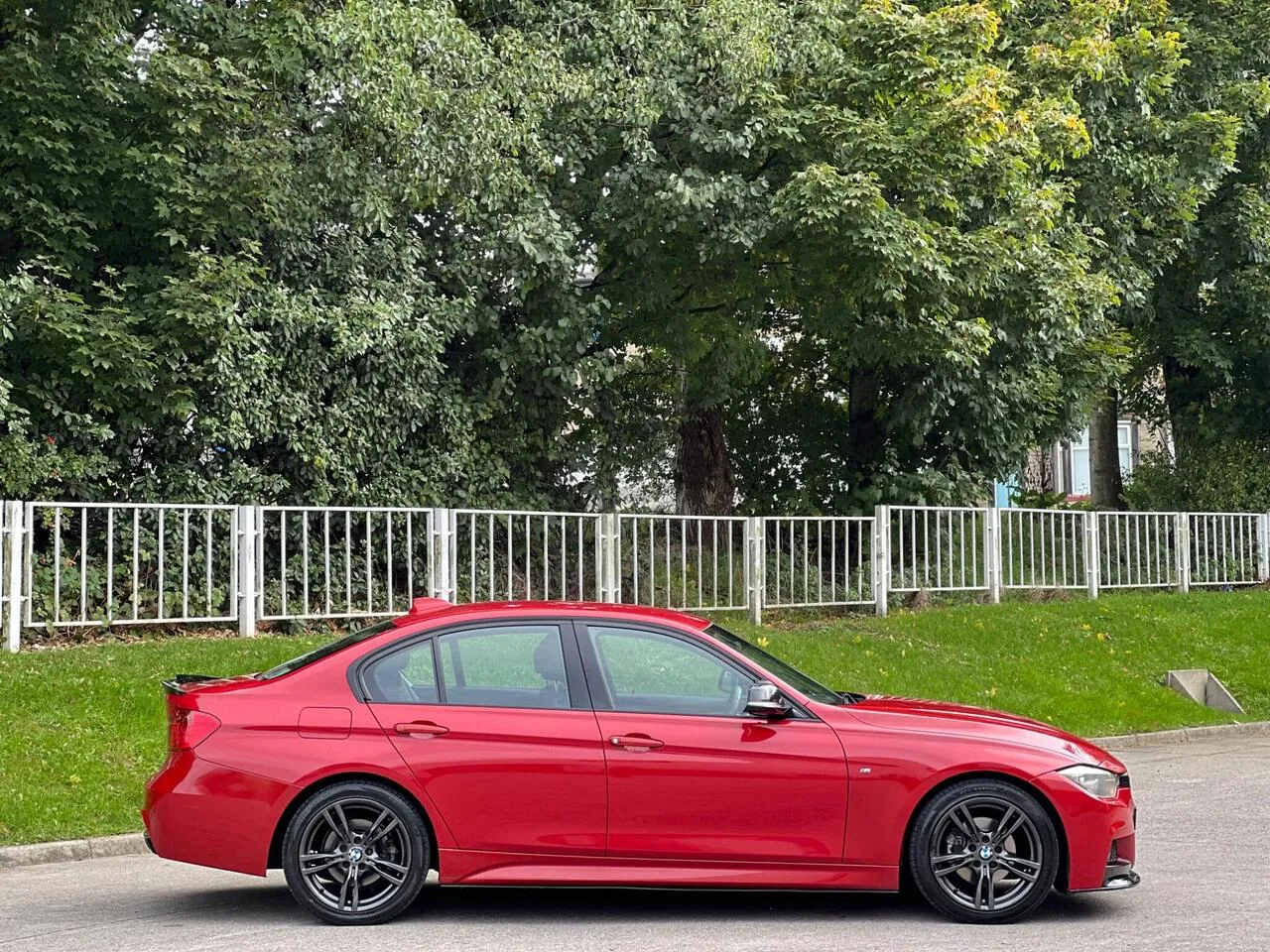 BMW 3 Series 2013 photo 3