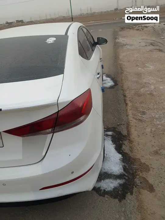 Hyundai Elantra 2018 photo 4