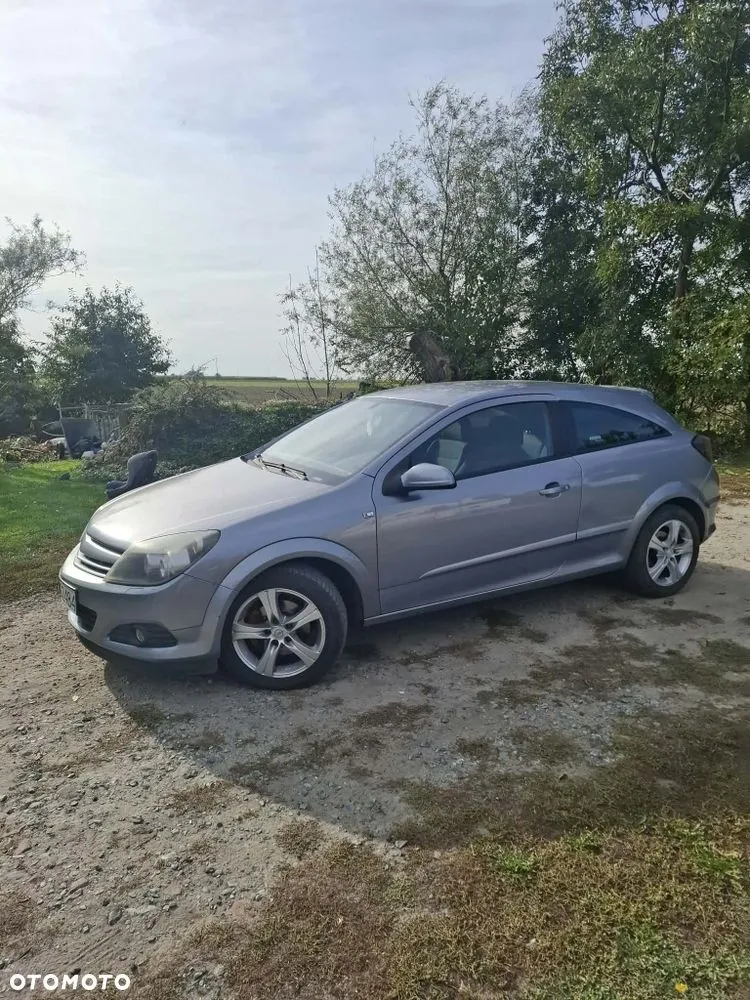 Opel Astra 2005 photo 2