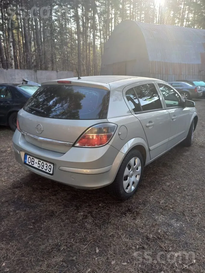 Opel Astra 2008 photo 4