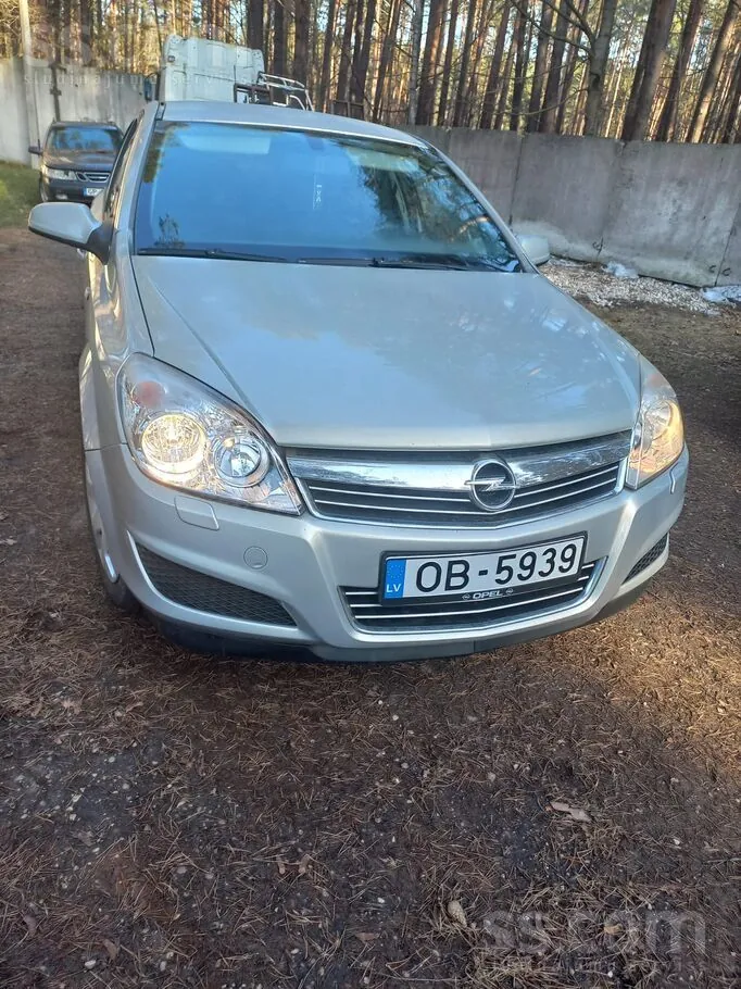 Opel Astra 2008 photo 3