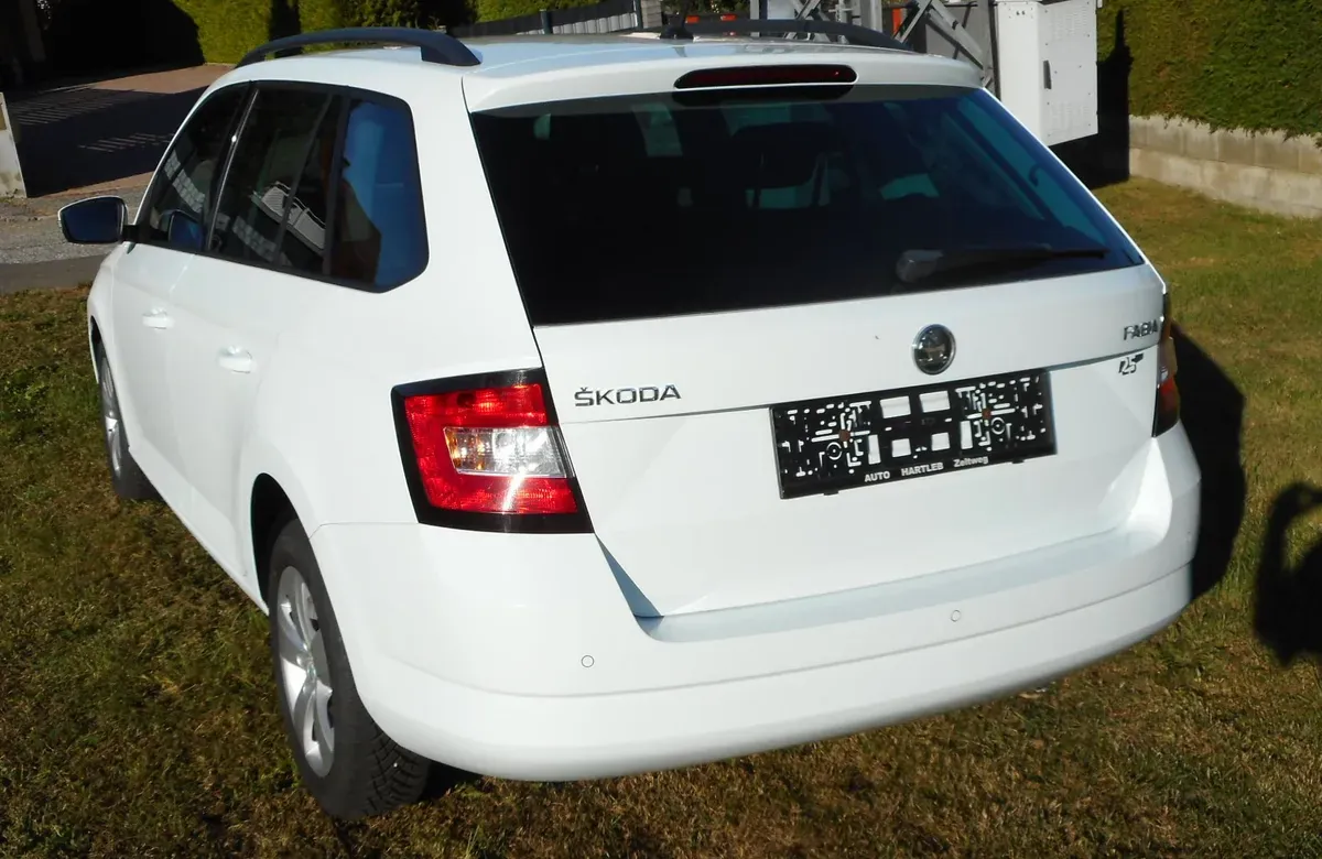 Skoda Fabia 2017 photo 3