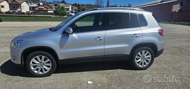 Volkswagen Tiguan 2011 photo 3