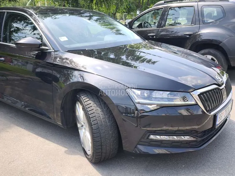 Skoda Superb 2021 photo 4