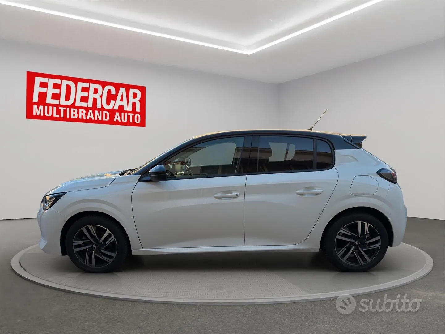Peugeot 208 2023 photo 4
