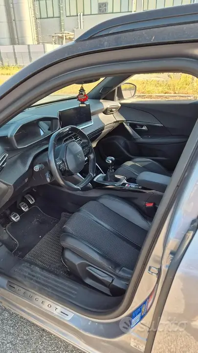Peugeot 2008 2020 photo 5