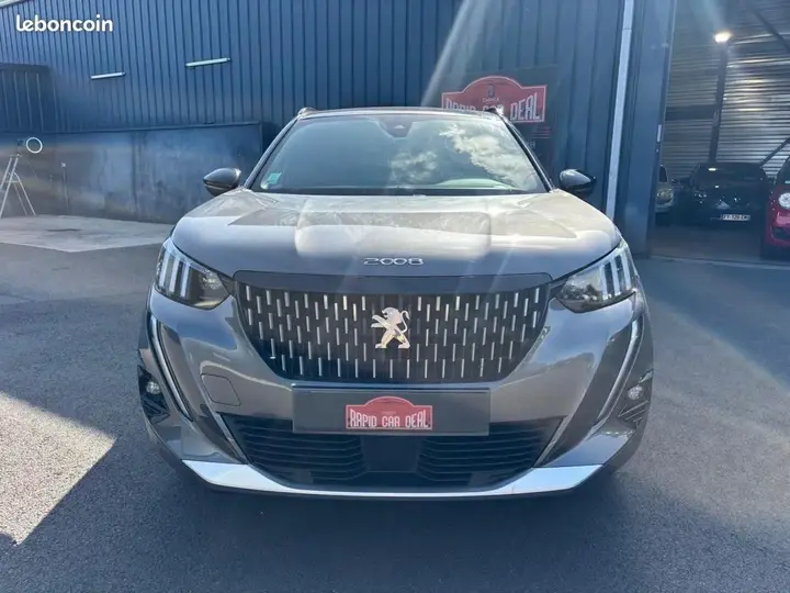 Peugeot 2008 2022 photo 3