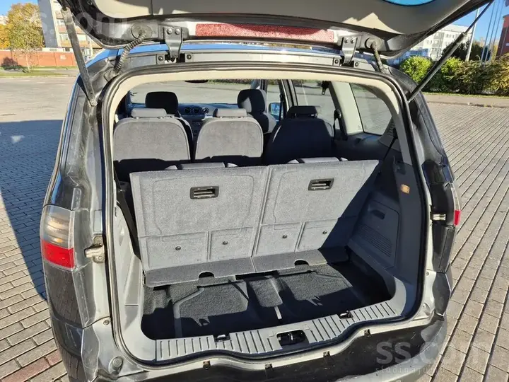 Ford S-Max 2008 photo 5