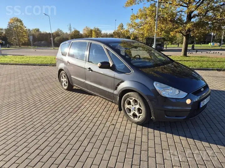 Ford S-Max
