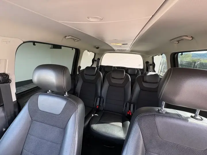 Ford Galaxy 2014 photo 2