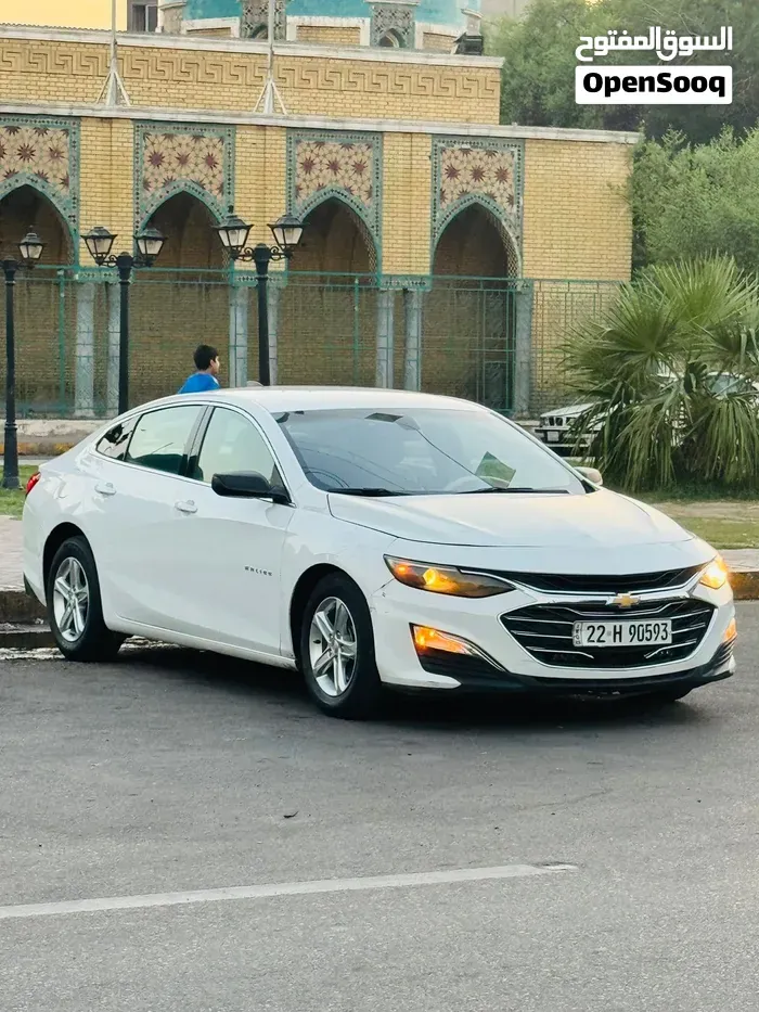 Chevrolet Malibu 2022 photo 3