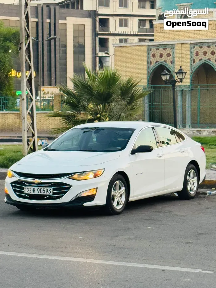 Chevrolet Malibu 2022 photo 2