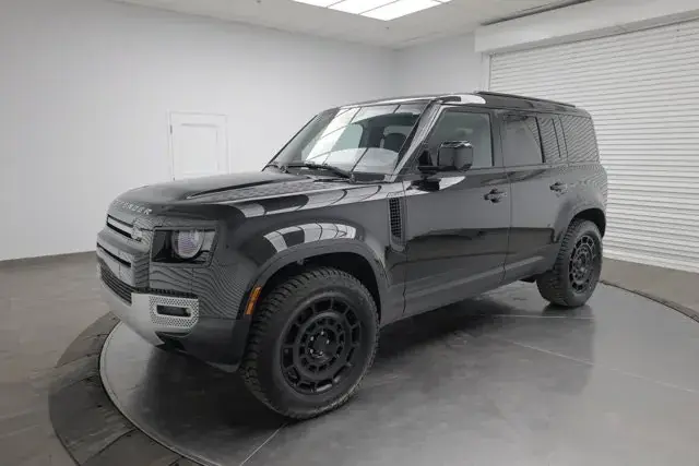 Land Rover Defender 2025 photo 4