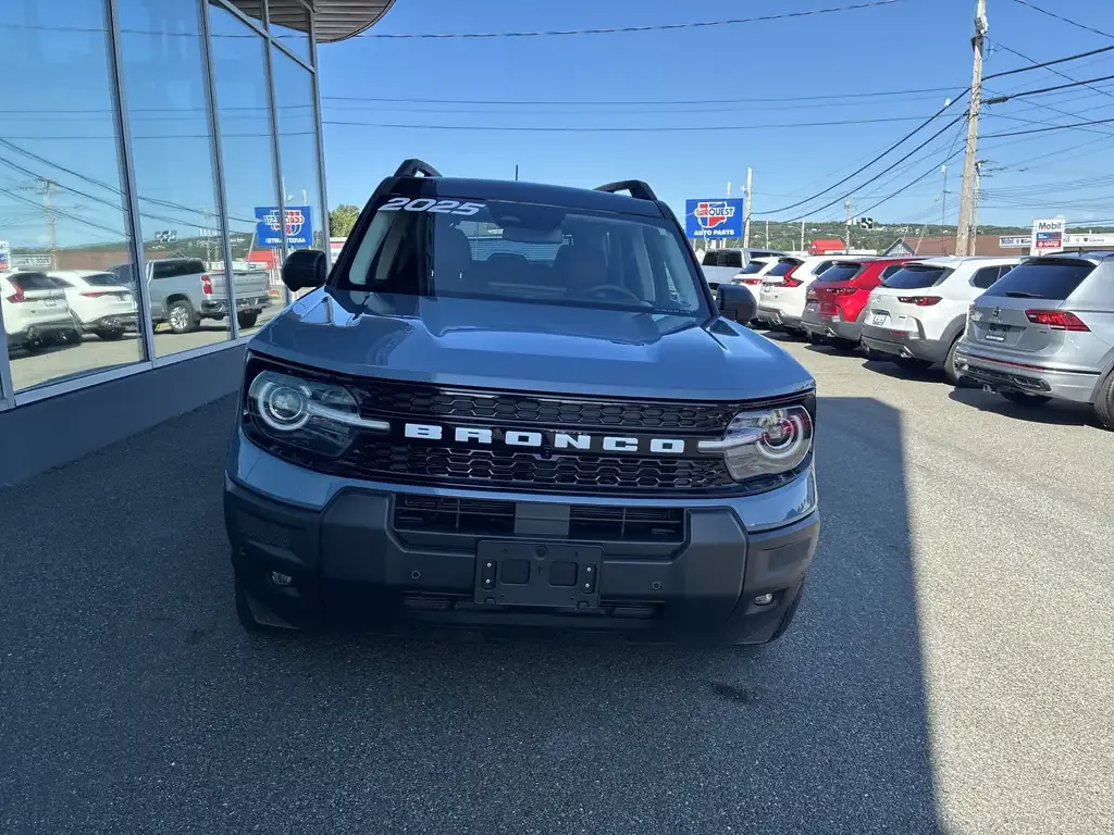 Ford Bronco Sport 2025 photo 2