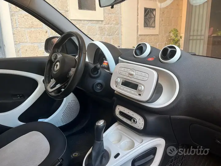 Smart Forfour 2016 photo 5