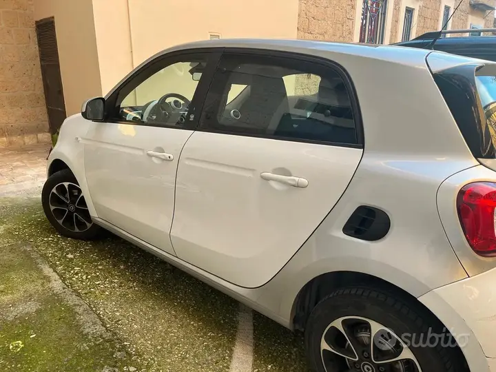 Smart Forfour 2016 photo 2