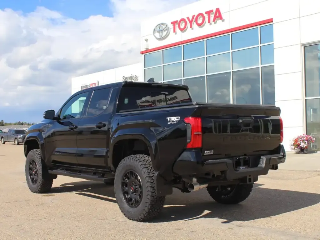 Toyota Tacoma 2026 photo 3
