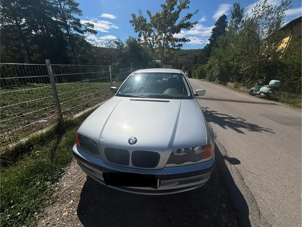 BMW 3 Series 2000 photo 2