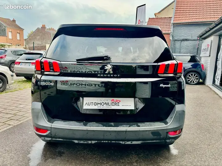 Peugeot 5008 2019 photo 4
