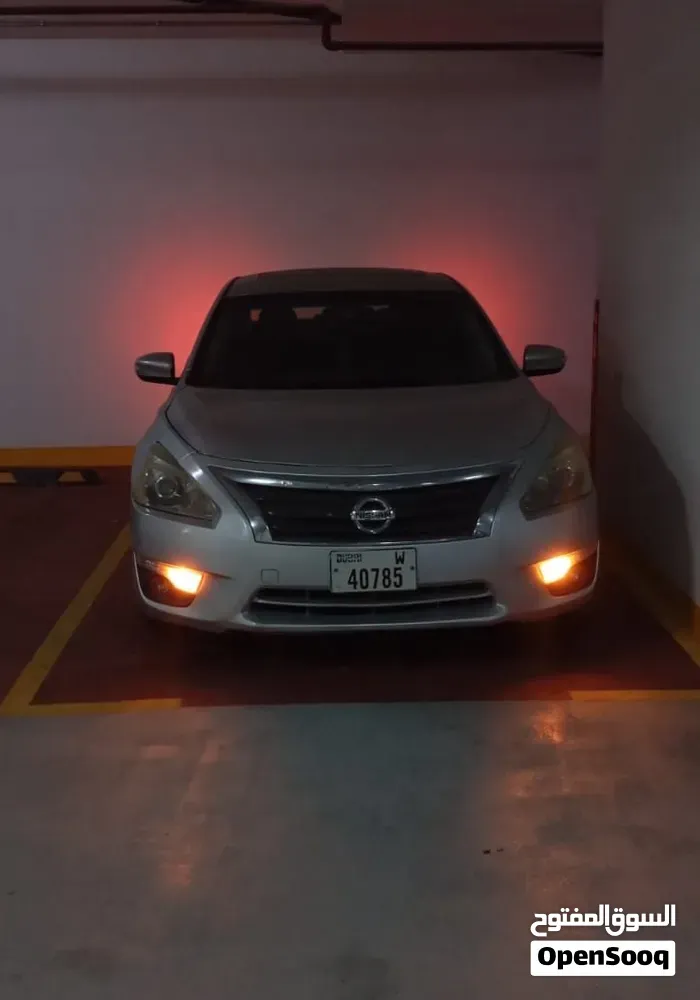Nissan Altima 2013 photo 2