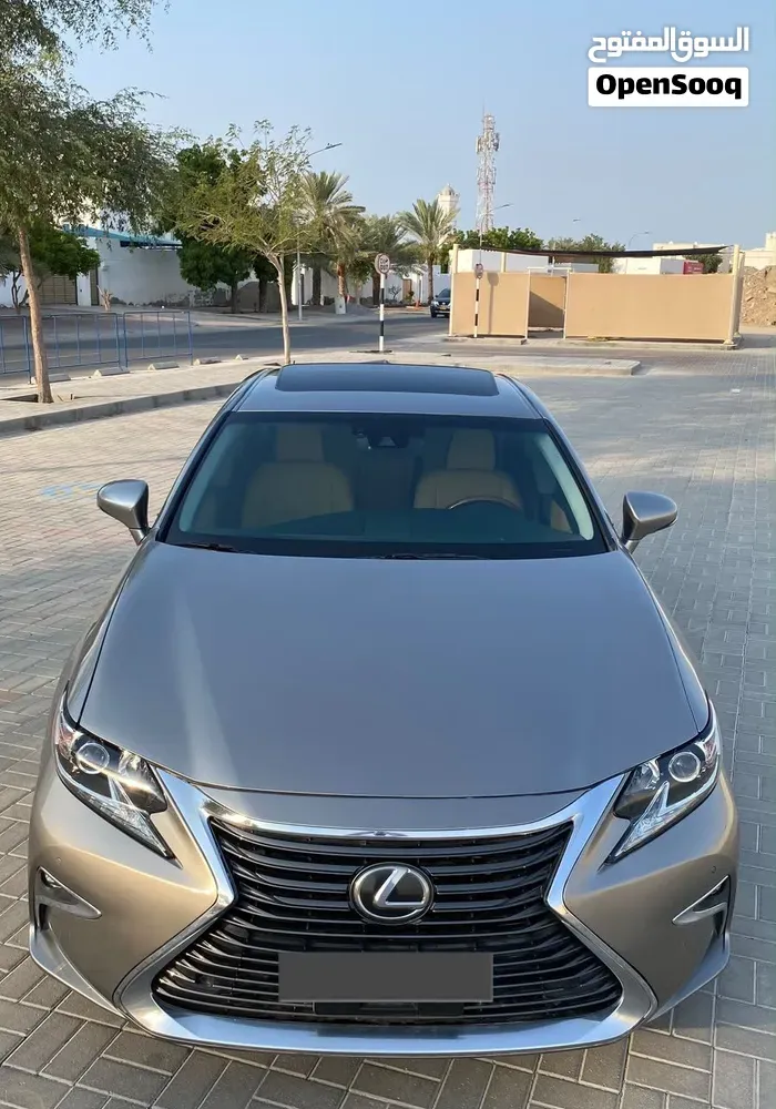 Lexus Es350 2017 photo 3